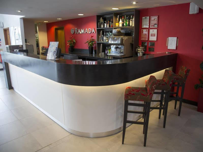 Ramada Cambridge Hotel Fen Drayton Bagian luar foto